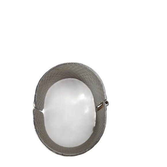 Vintage Wide Engraved Silver Tone Hinged Cuff Bracelet Bangle Statement Western - Picture 6 of 7